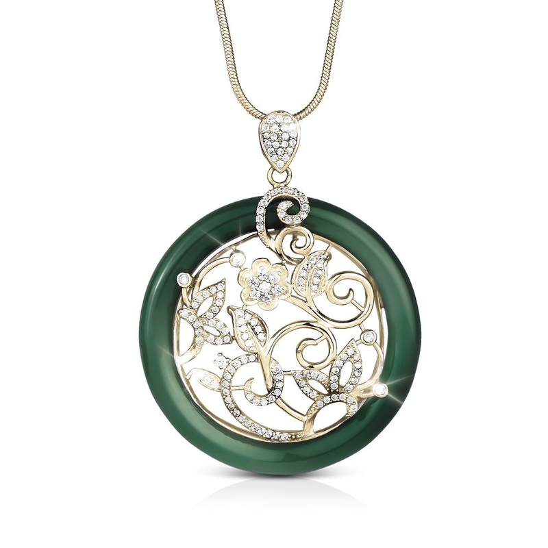 Verdant Oro Flower Pendant
